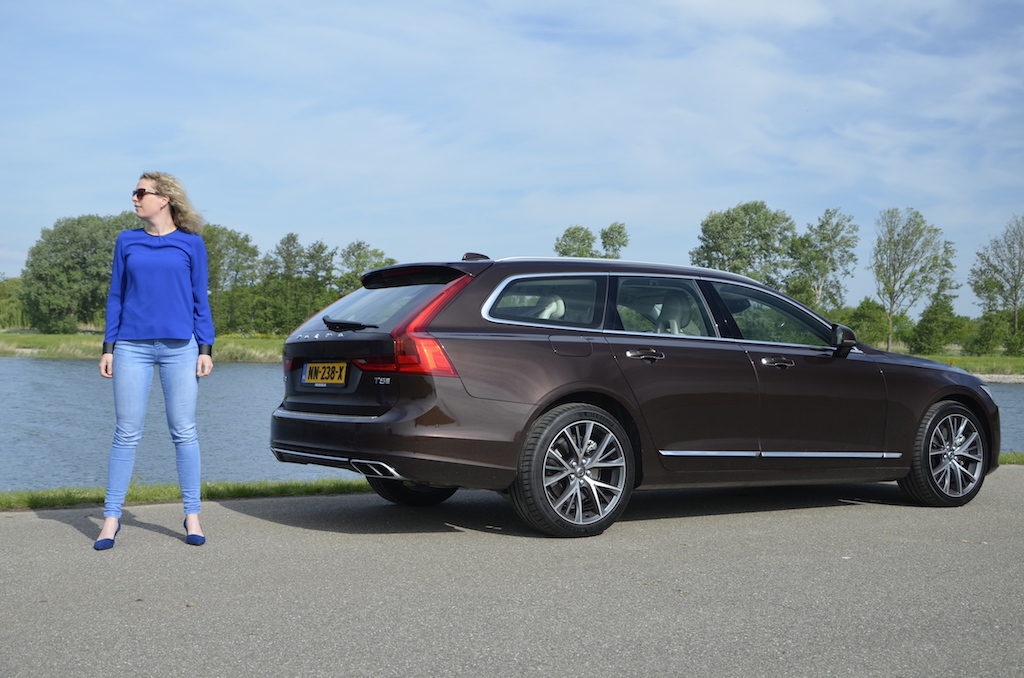 Volvo V90