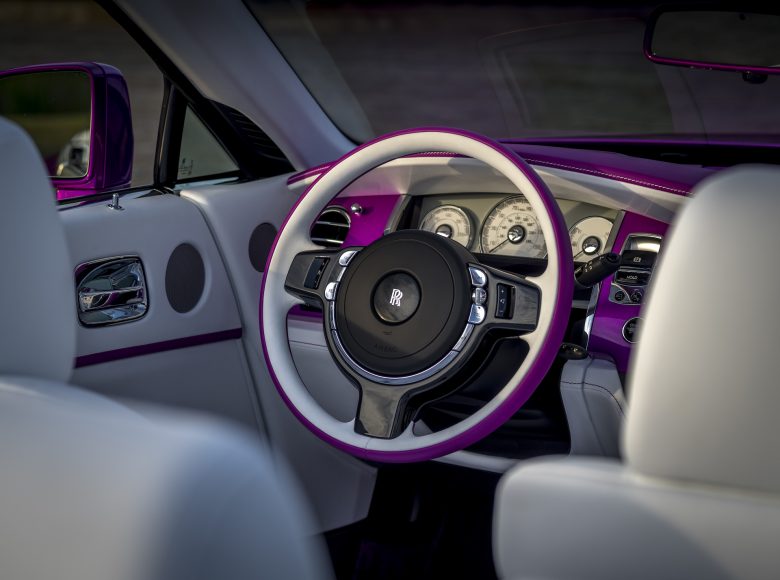 Rolls-Royce Dawn in Fuxia