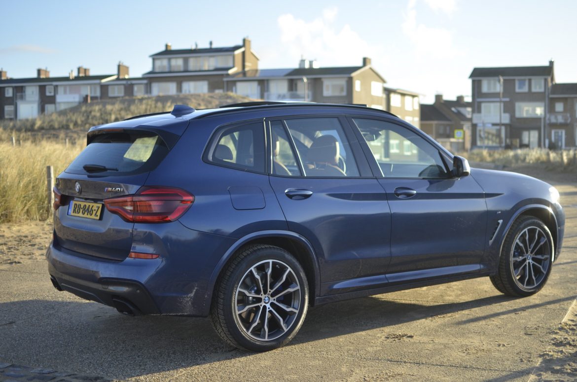 BMW X3 M40i