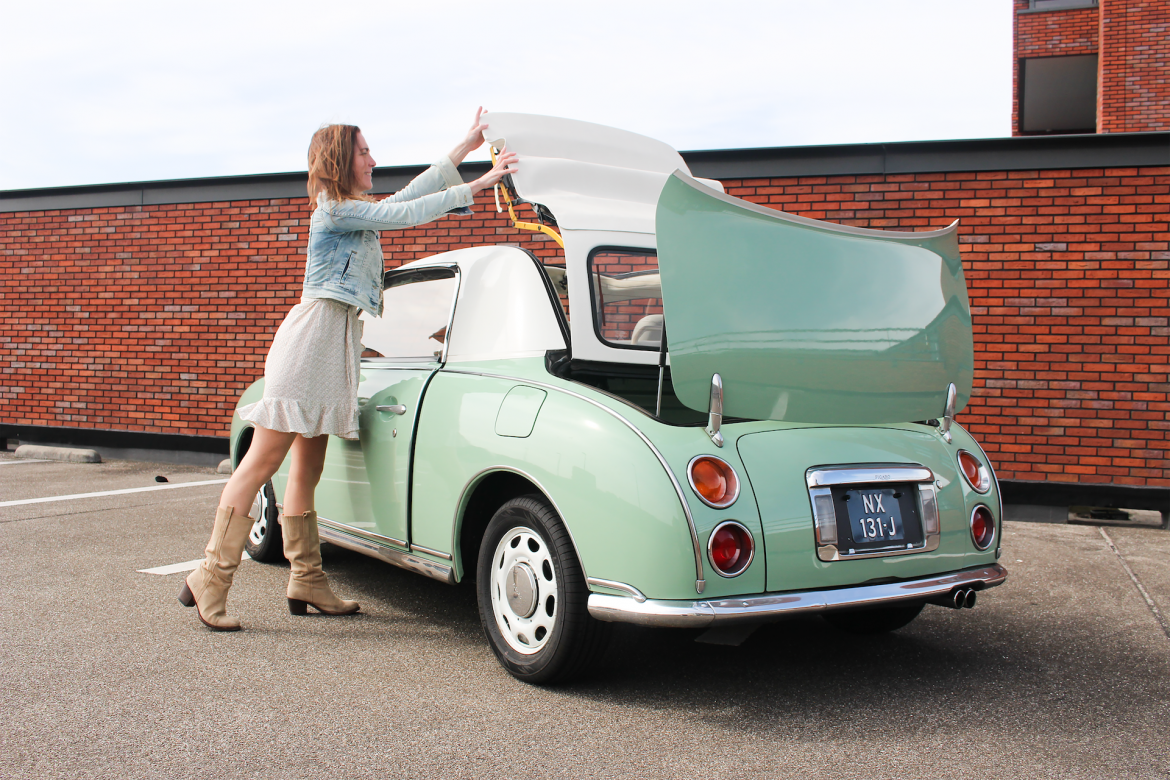 Nissan Figaro