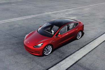 Tesla Model 3 is Zakenauto van het Jaar 2021