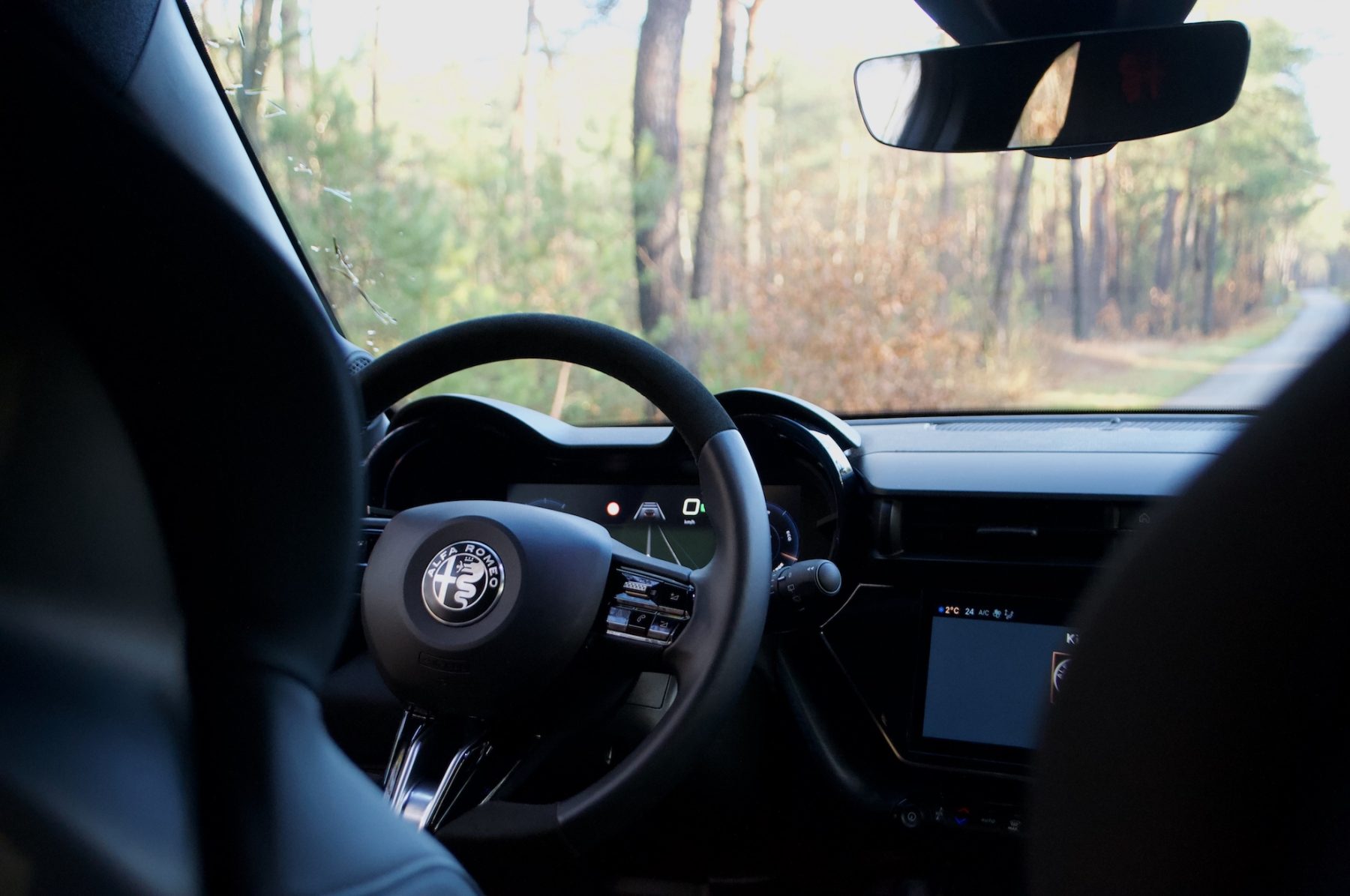 Alfa Romeo Junior Elettrica interieur