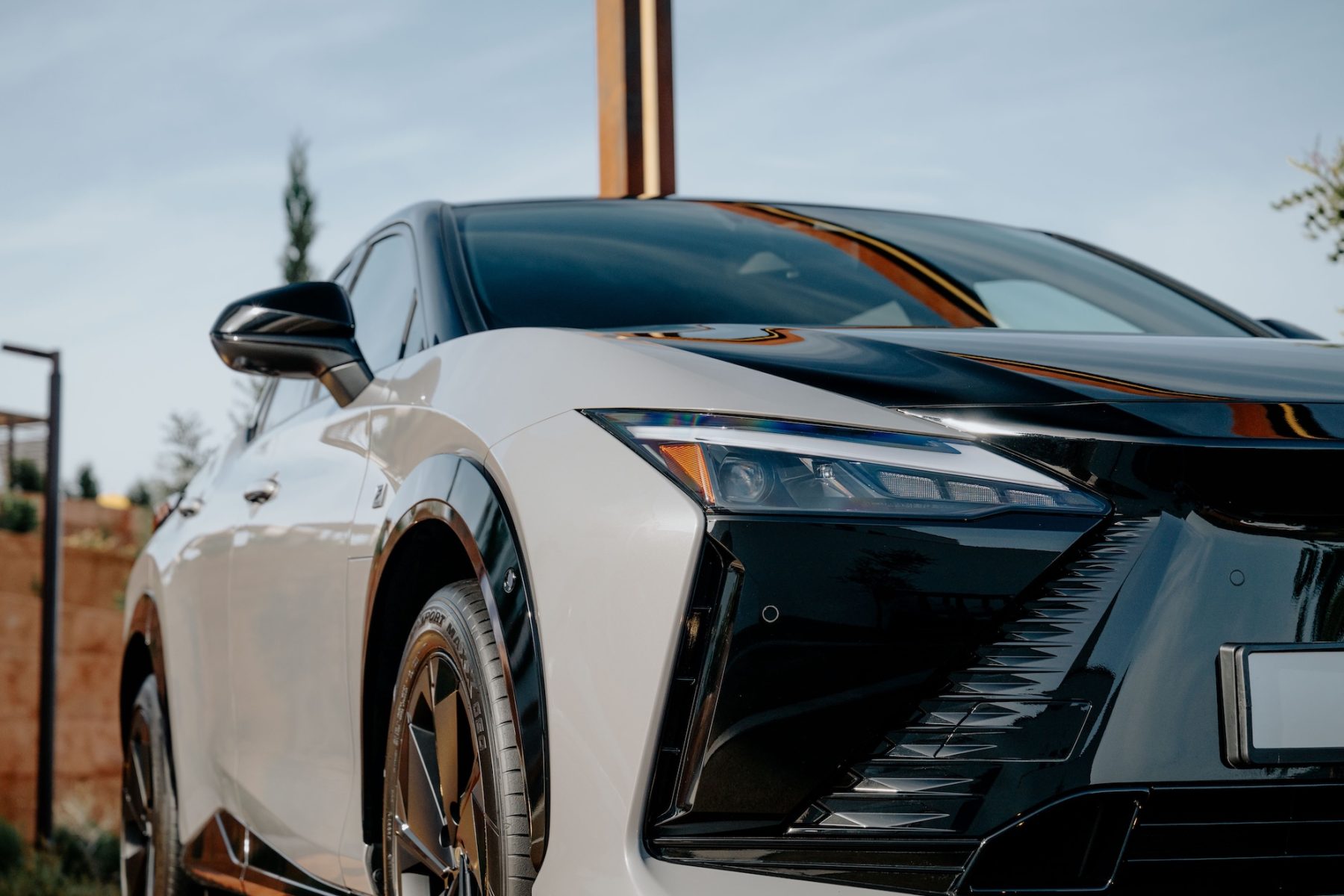 Lexus RZ