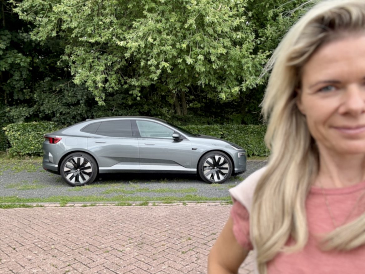 Polestar 4