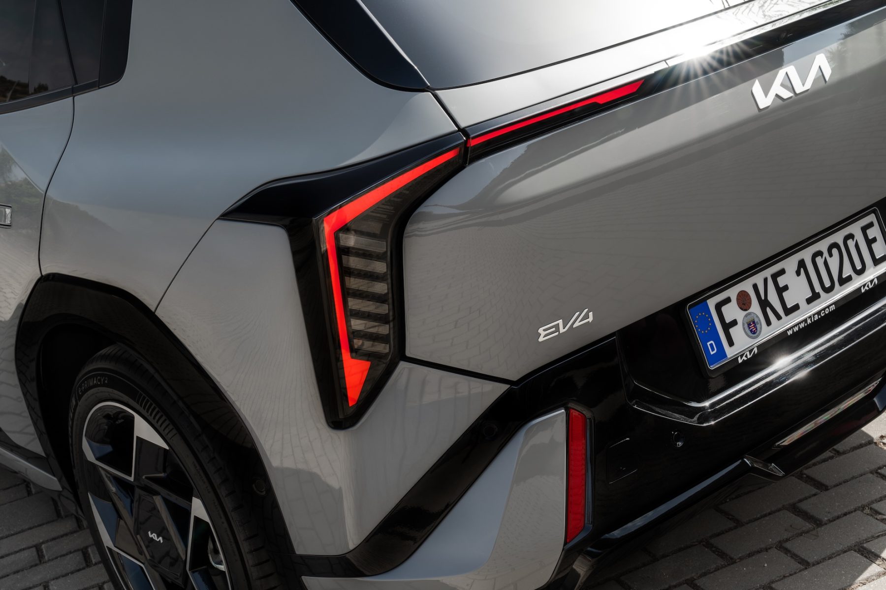 Kia EV4