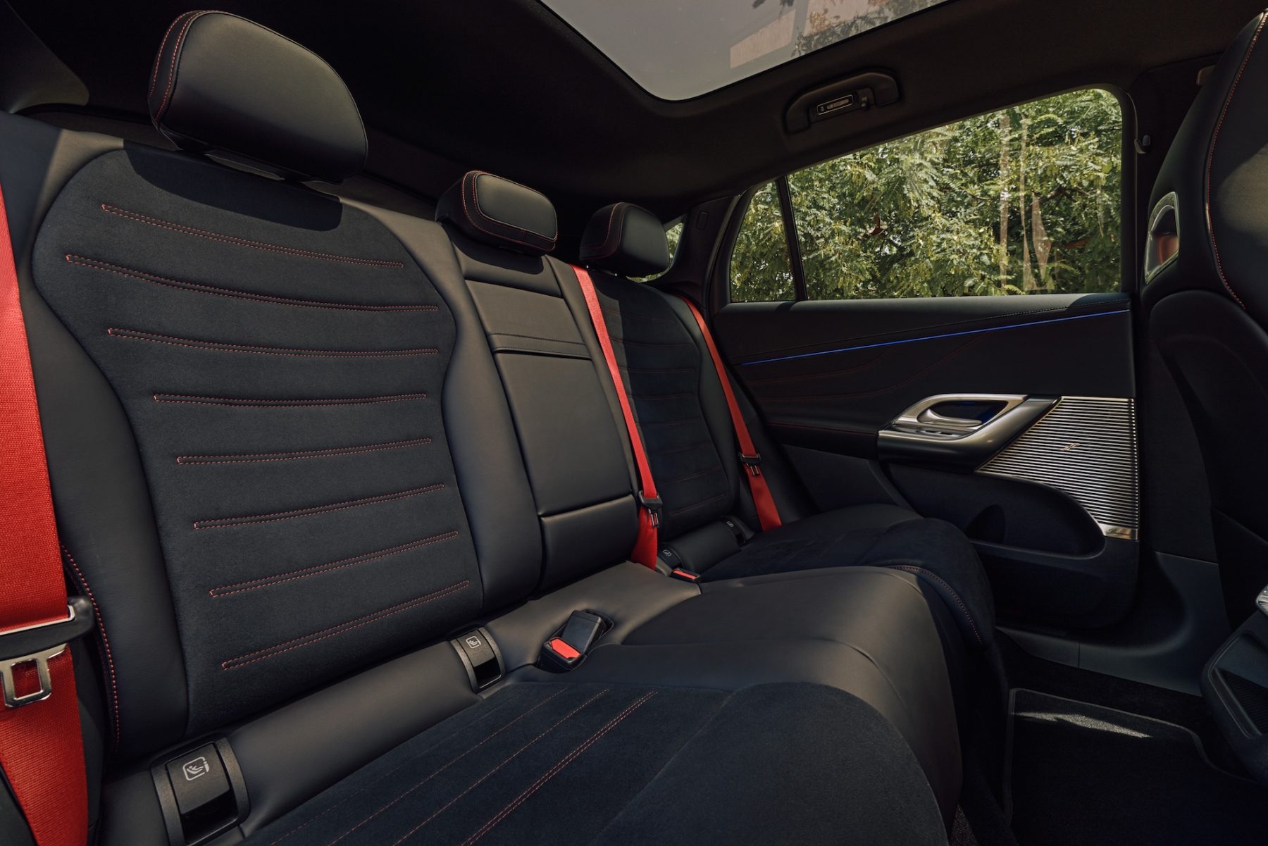 Mercedes-Benz GLC backseat