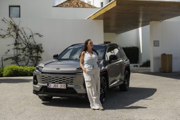 Toyota RAV4 FemmeFrontaal